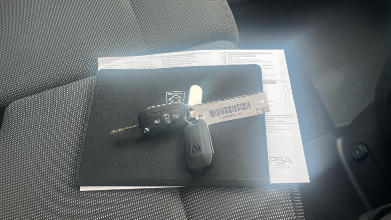 Peugeot Partner Standard Diesel 1.5 BlueHDi 130 Asphalt Van EAT8